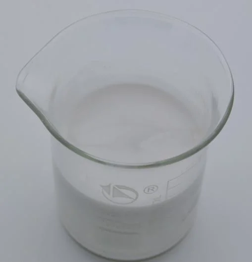 Fenoxaprop Pエチル6.9%Ew、12%Ec、7.5%Ecの10%Ec Agrochemical非常に効果的な全身の除草剤